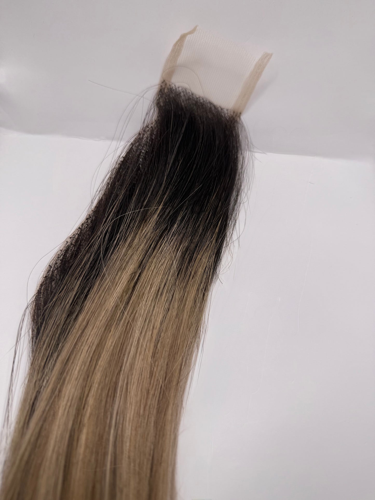 Colour Matched Pre-Coloured Closures